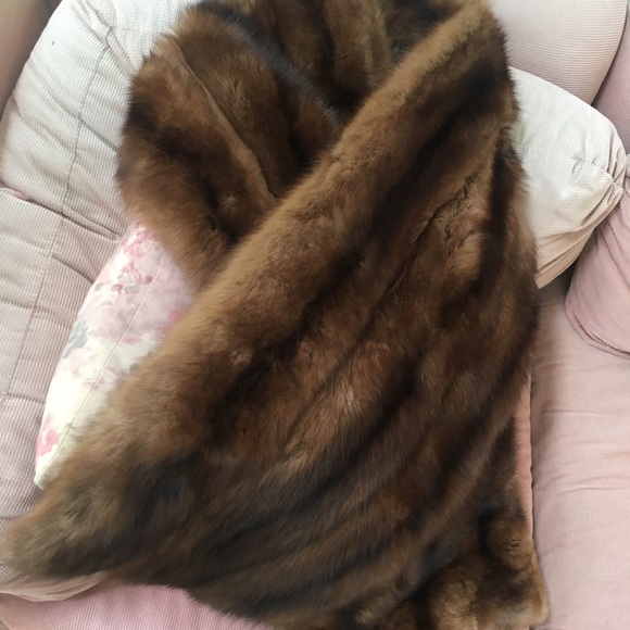 Other - Lucious vintage custom made sable stole good condition-